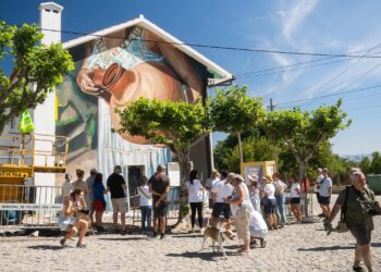 Fazunchar. Artes performativas e mercado de autor juntam-se à galeria a céu aberto