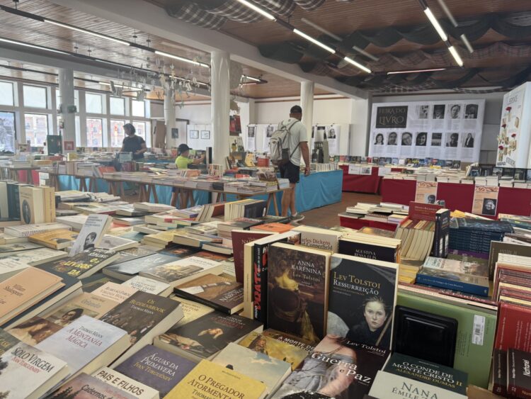 Nazaré comemora meio século a disponibilizar livros à beira-mar