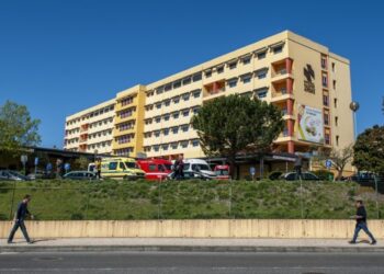 Hospital recebeu 32 pessoas com vómitos e diarreia. Casos estarão todos relacionados com mar na Nazaré (Actualizada)
