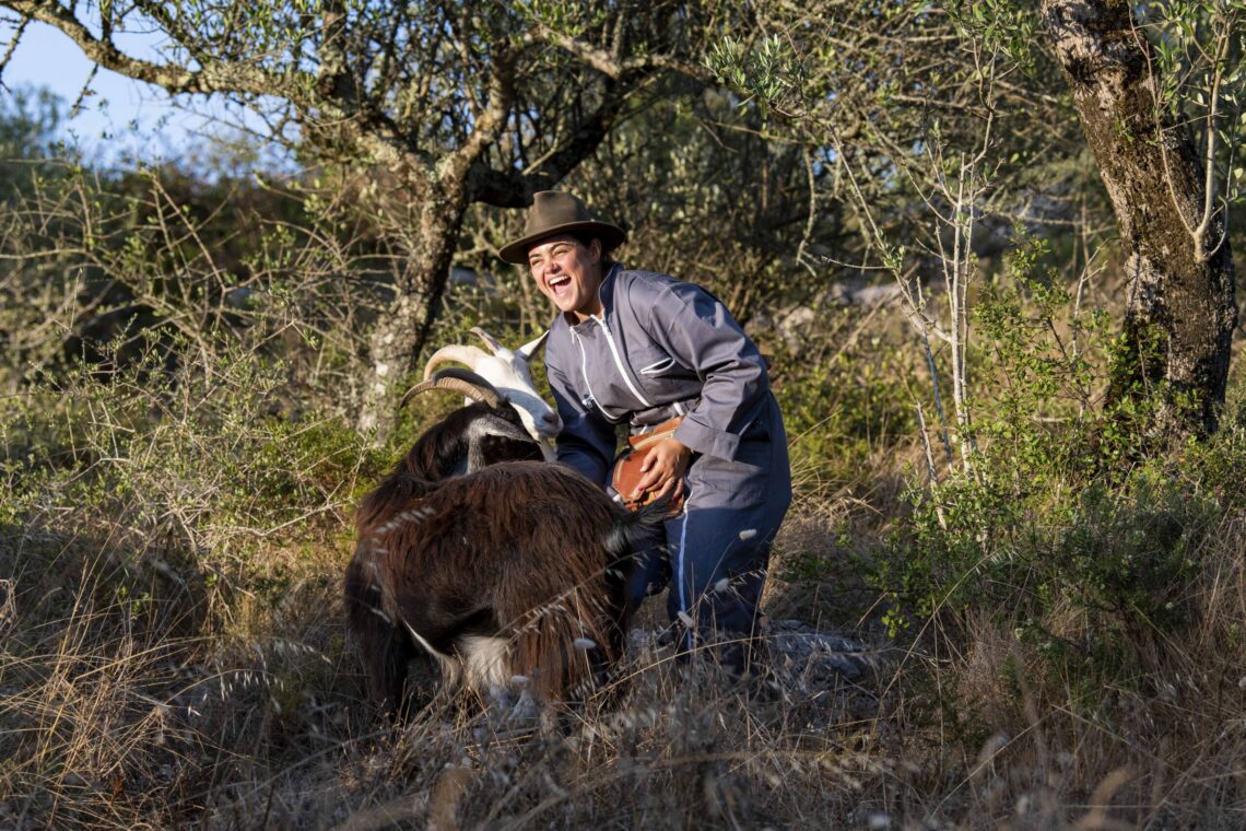 Aos 28 anos, Anabela Prazeres trocou o escritório pelo trabalho de pastora