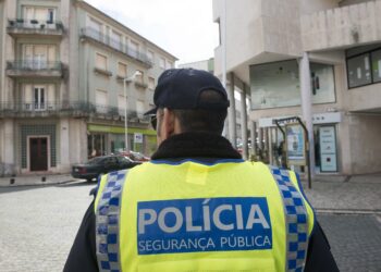 Vários estabelecimentos comerciais assaltados em Leiria