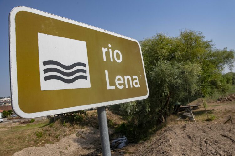 Na Golpilheira, está para nascer um local que promete ser um ponto de encontro no Verão