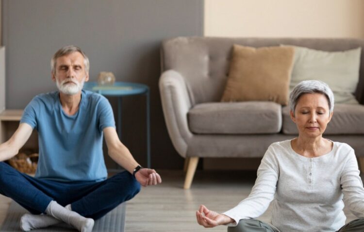 Abertas inscrições para Yoga +65