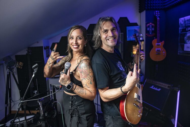 Rockin’1000. Bruno e Rita, Filipe e Beatriz: duas famílias no concerto dos sonhos