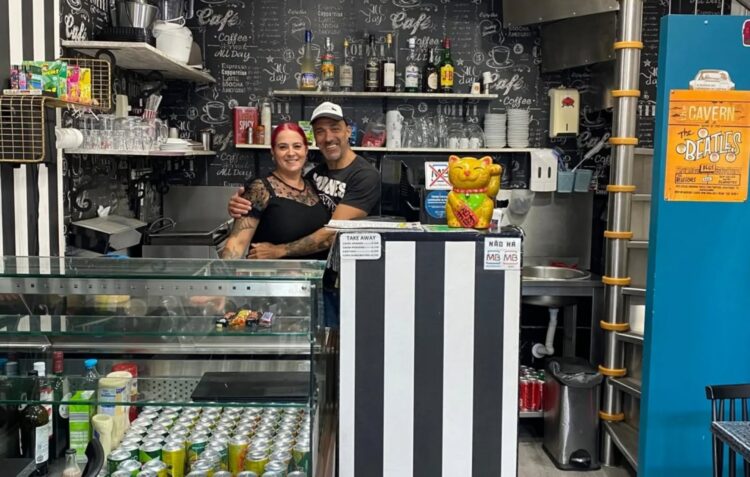 Jorge e Sofia Duarte despedem-se do Cenas, 28 anos depois