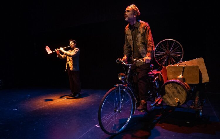 Acaso. Festival sobe ao castelo com o teatro Acert