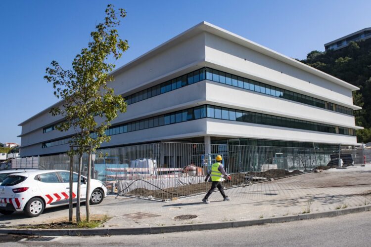 Investimento de milhões faz nascer seis hospitais privados no distrito