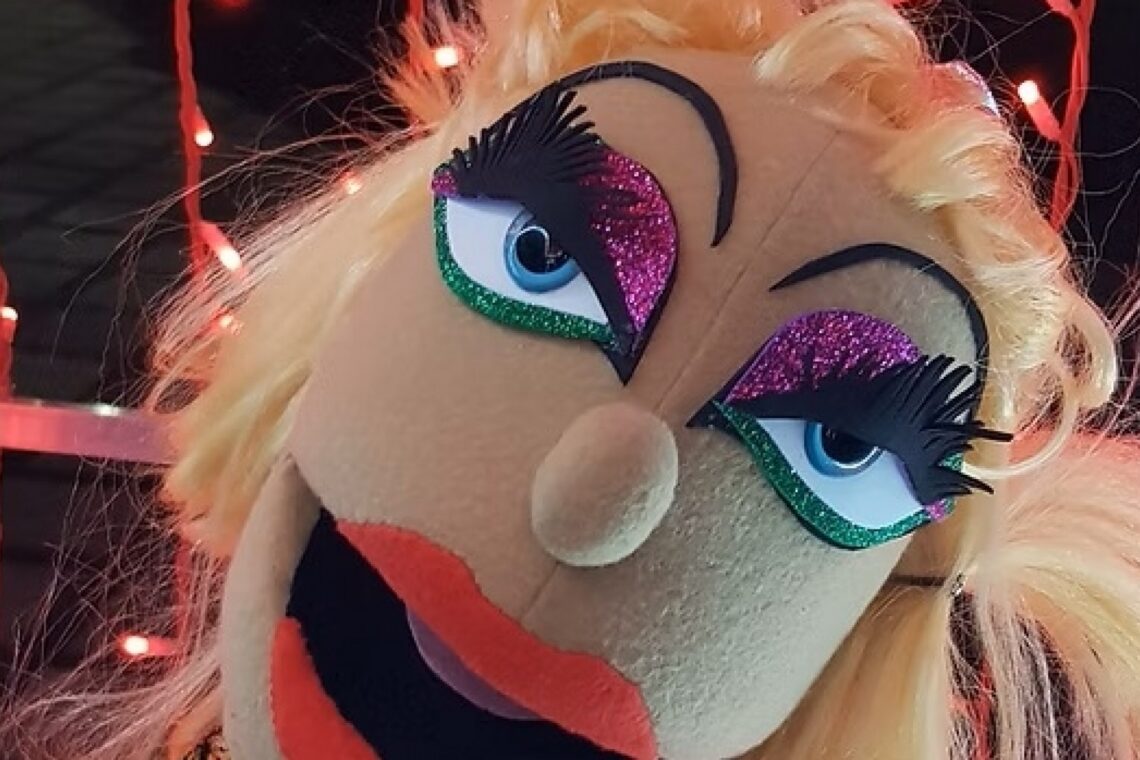 Marionetas na Cidade. Efeitos especiais, um DJ set e uma tradição inglesa com 350 anos
