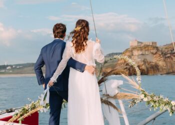 Casamento num catamarã é a mais recente proposta da Ocean Adventures