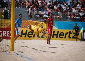 O Sótão sagra-se campeão nacional de futebol de praia frente ao Buarcos