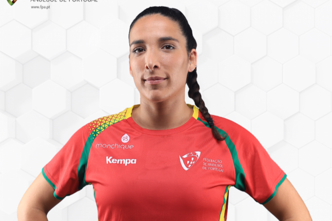Rita Campos e Ana Carolina Silva chamadas à selecção nacional de andebol