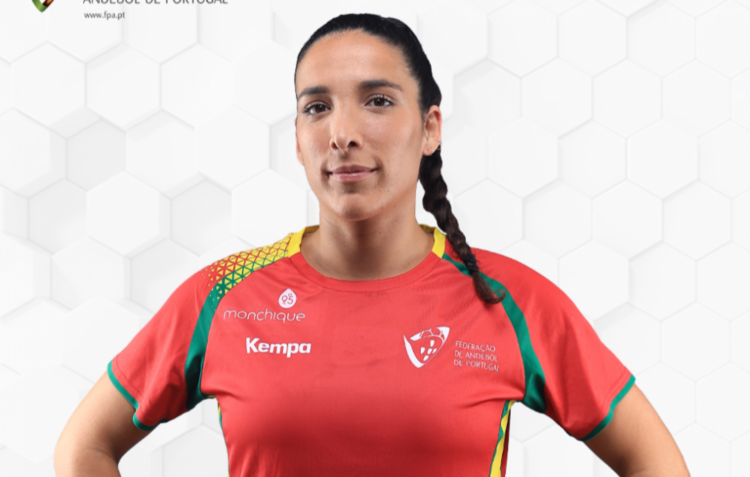 Rita Campos e Ana Carolina Silva chamadas à selecção nacional de andebol