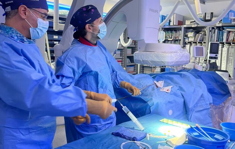 Hospital de Santo André realiza primeira colocação de pacemaker via jugular