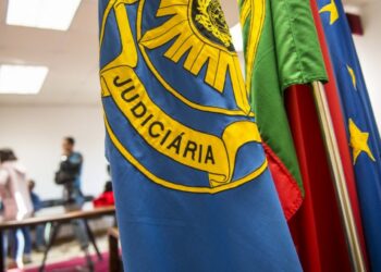 Suspeito de disparar sobre médico fica em prisão preventiva após ser detido pela PJ