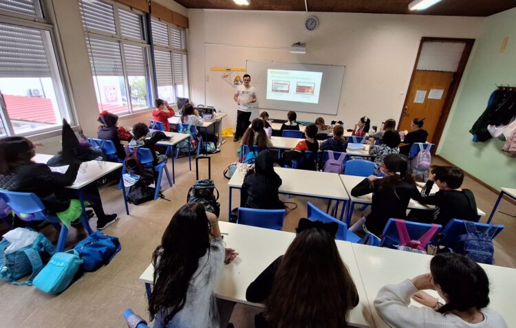 IPL dinamiza palestras sobre poupança em escolas do ensino básico e secundário