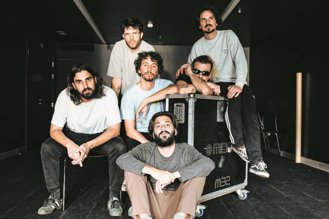 First Breath After Coma. Um disco que soa como sala de ensaios com Salvador Sobral em cinco idiomas