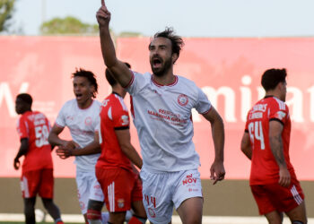 União de Leiria: Empate contra Benfica B adia subida ao 3.º lugar