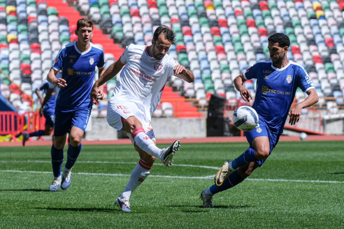 União de Leiria encerra época com empate frente ao Feirense
