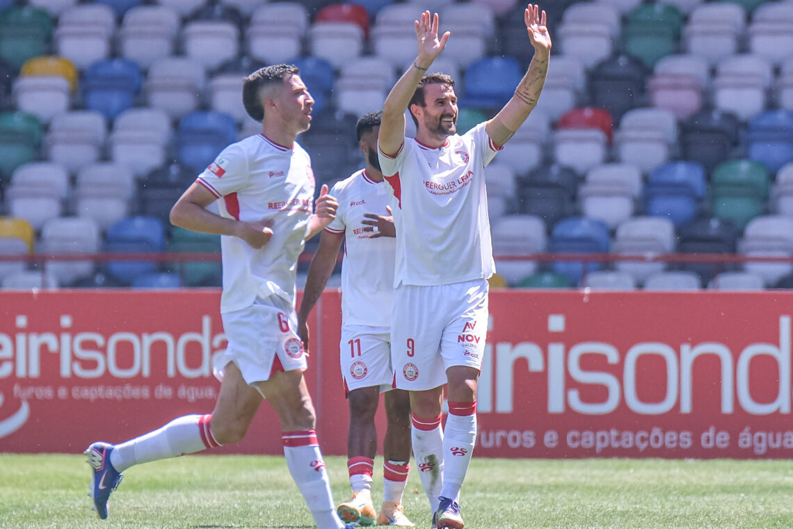 Juan Muñoz escolhido para o onze do ano da Liga 2