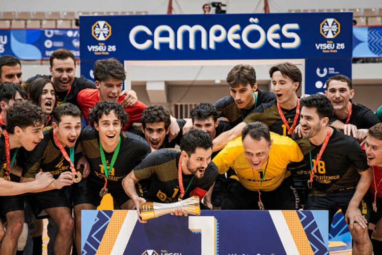 Treinos ao domingo à noite valem ida aos Europeus Universitários
