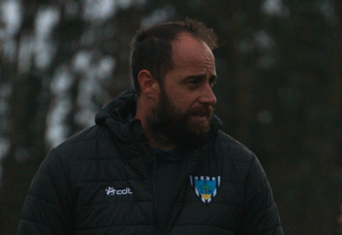 Marinhense instaura processo disciplinar ao treinador antes da partida com o Sporting