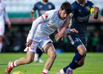 Vitória sobre Portimonense coloca União de Leiria mais próximo do play off de subida