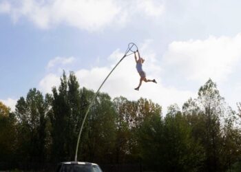 Circo acrobático e música do mundo em Pombal no Festival Sete Sóis Sete Luas