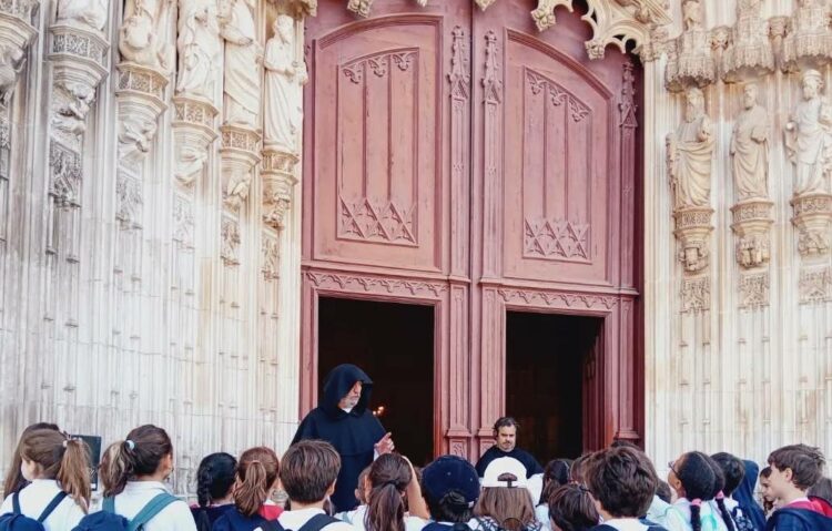 O Nariz. Voltam as visitas encenadas e o encontro de contadores de histórias