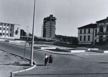 Memória documentada. Nas fotografias da Foto Castelo e da Foto Focal, está a cidade que não existe
