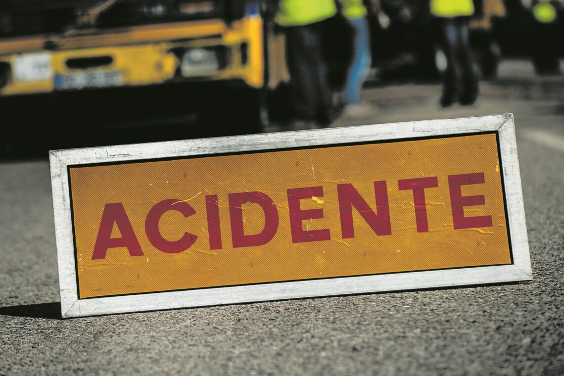 Acidentes no IC8 provocam dois mortos e corte de trânsito em Pombal