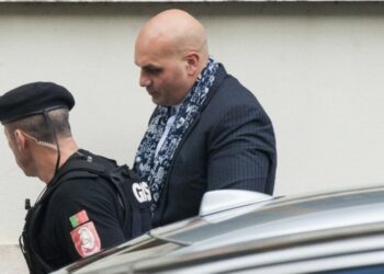 ‘Bebé’ detido no Brasil após cerca de sete anos fugido à polícia