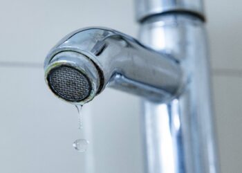 Aumento do consumo de água obriga municípios a reforçar captações