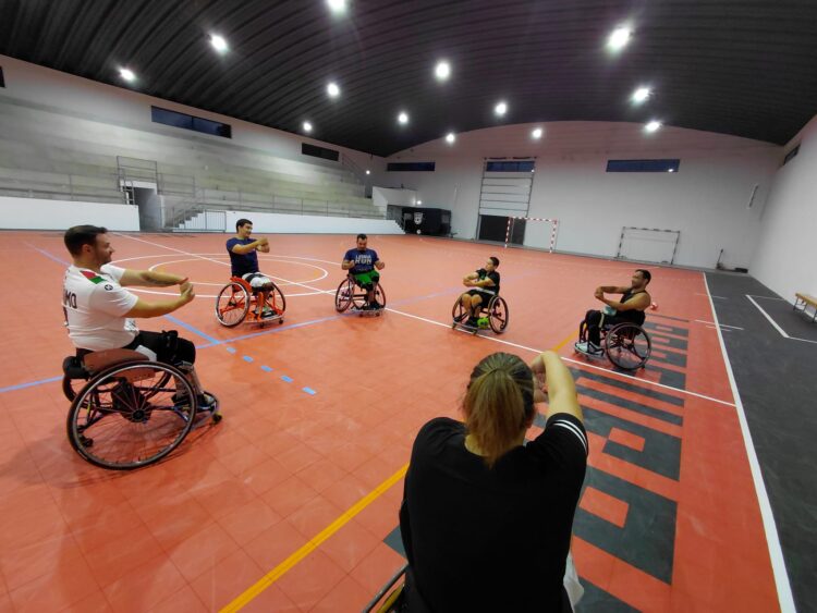 Andebol em cadeira de rodas regressa e está a captar novos atletas
