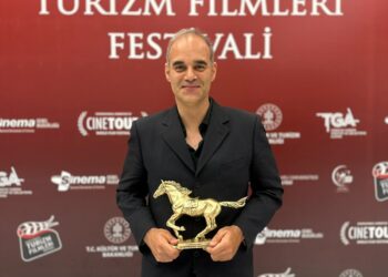 André Barros e Slideshow premiados na Turquia