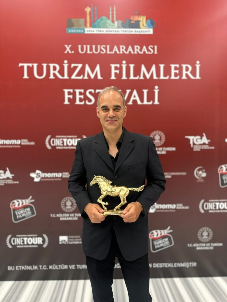 André Barros e Slideshow premiados na Turquia