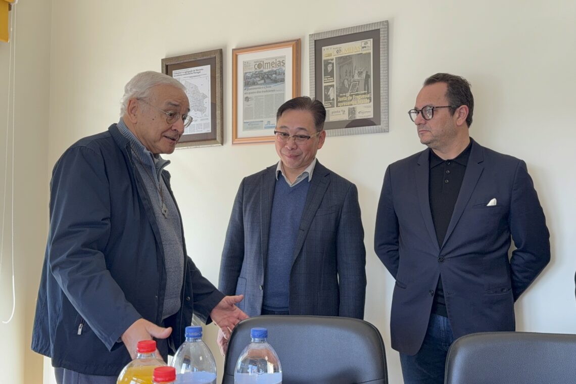 Comunidade chinesa em Portugal angariou materiais para apoiar reconstrução de Leiria