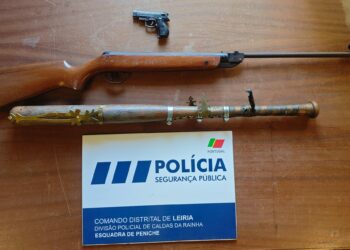 Apreendidas armas a homem que simulou incendiar uma bomba de combustível em Peniche