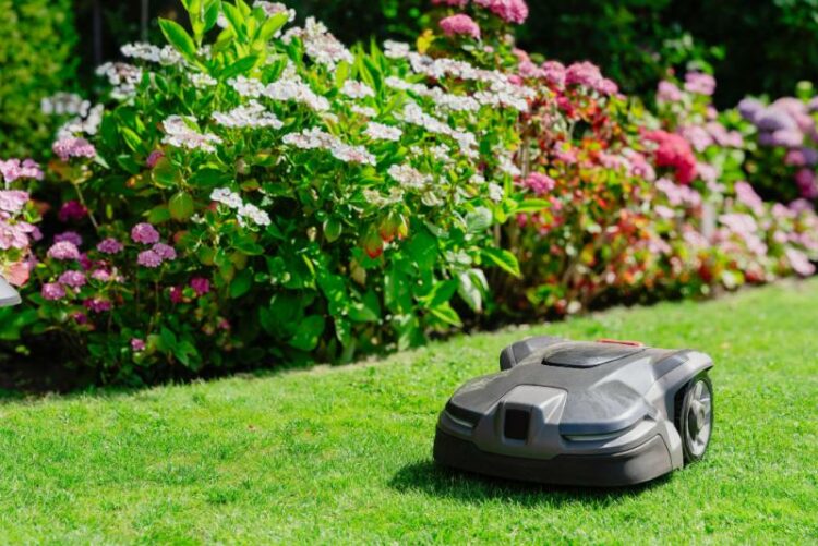 Automower, a mais recente geração de robôs ao serviço do paisagismo