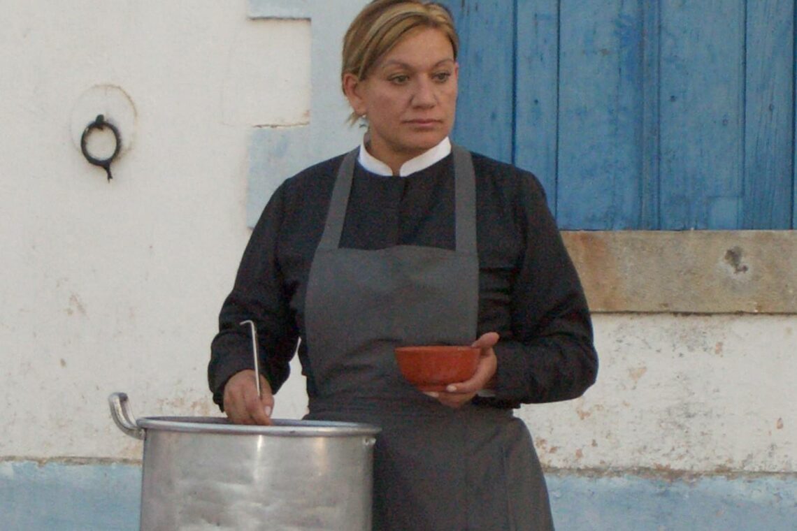 A Festa de Babette. Escola Monsenhor recebe Fatias de Cá para teatro e jantar