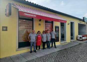 Amanhecer abre na Marinha Grande e em Ferrel