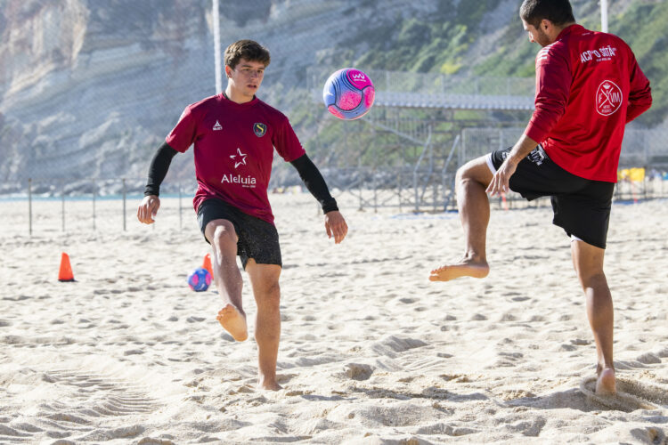 Bruno Pola, de apanha-bolas a melhor jovem do mundo no futebol de praia