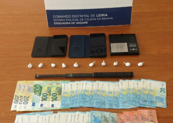 Vigilante detido na Nazaré por suspeitas de tráfico de droga
