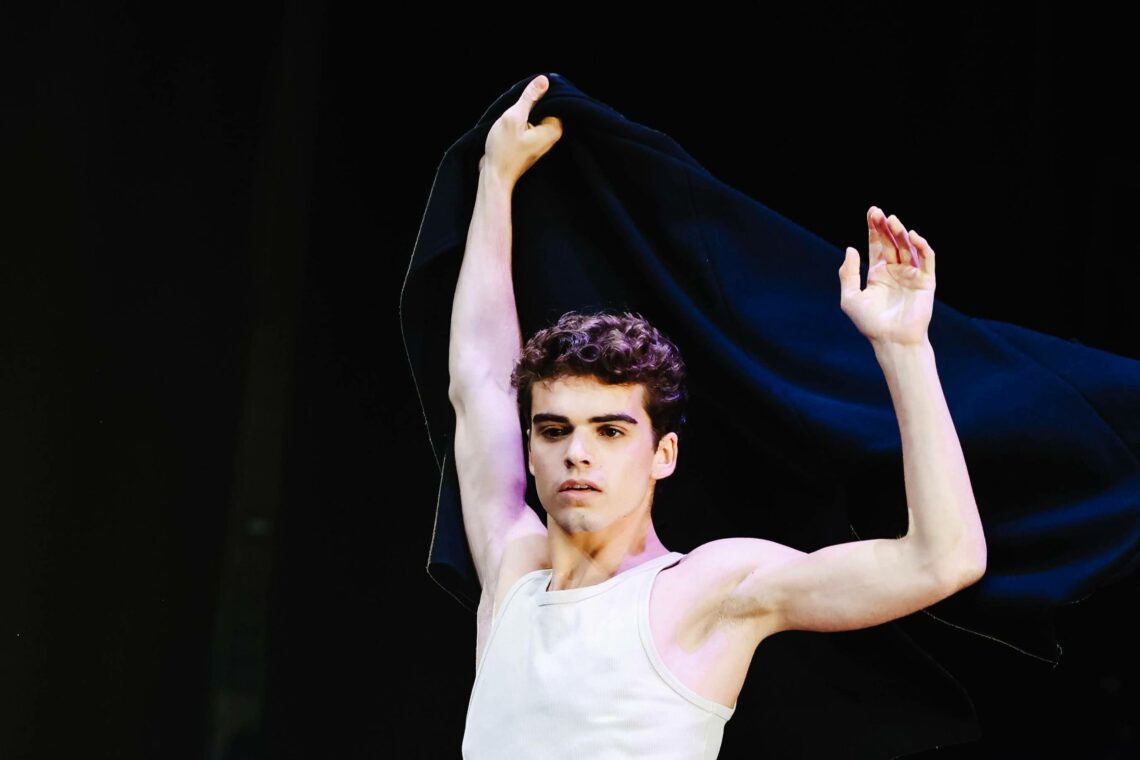 Samuel Pereira premiado em competição de dança na Finlândia