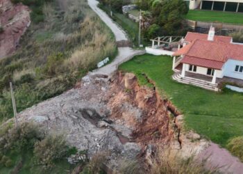 Moradores denunciam construções ilegais em São Martinho do Porto