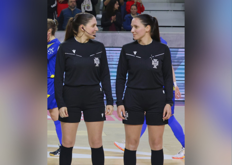 Vânia e Daniela, as árbitras gémeas que partilham o apito há quase 20 anos