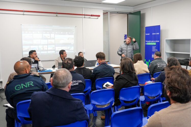 Conselho Municipal alerta para degradação dos molhes na Nazaré