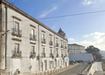 Edifício do antigo Governo Civil de Leiria sem solução à vista