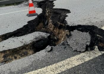 Obras na EN243 em Porto de Mós só no Verão. Assembleia Municipal pede requalificação “imediata e total”