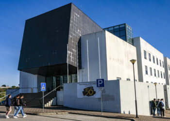 Escola de Saúde não passará a faculdade na Universidade de Leiria