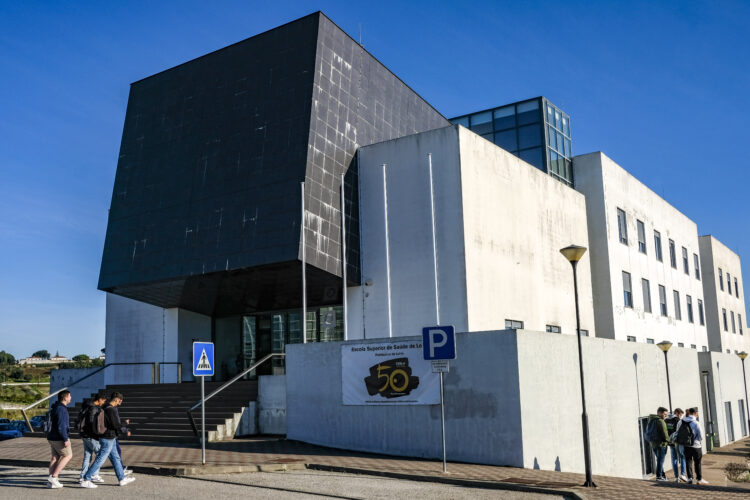Escola de Saúde não passará a faculdade na Universidade de Leiria